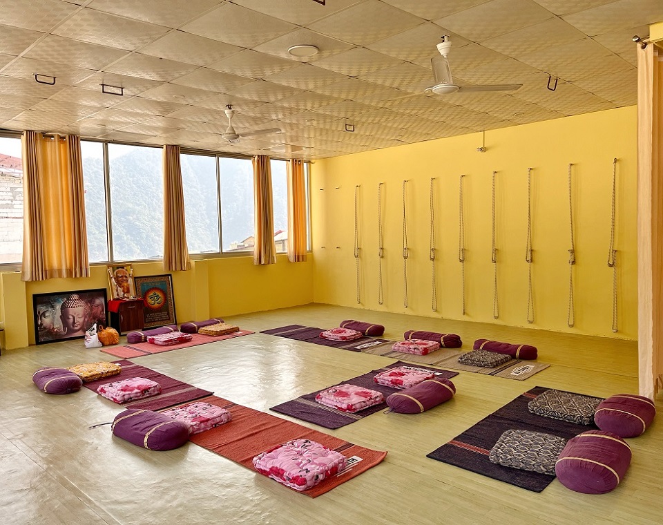Yoga Hall 1 at Adi Yogpeeth yoga school in Rishikesh